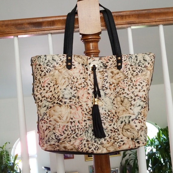 Jessica Simpson Handbags - Jessica Simpson Tote Bag